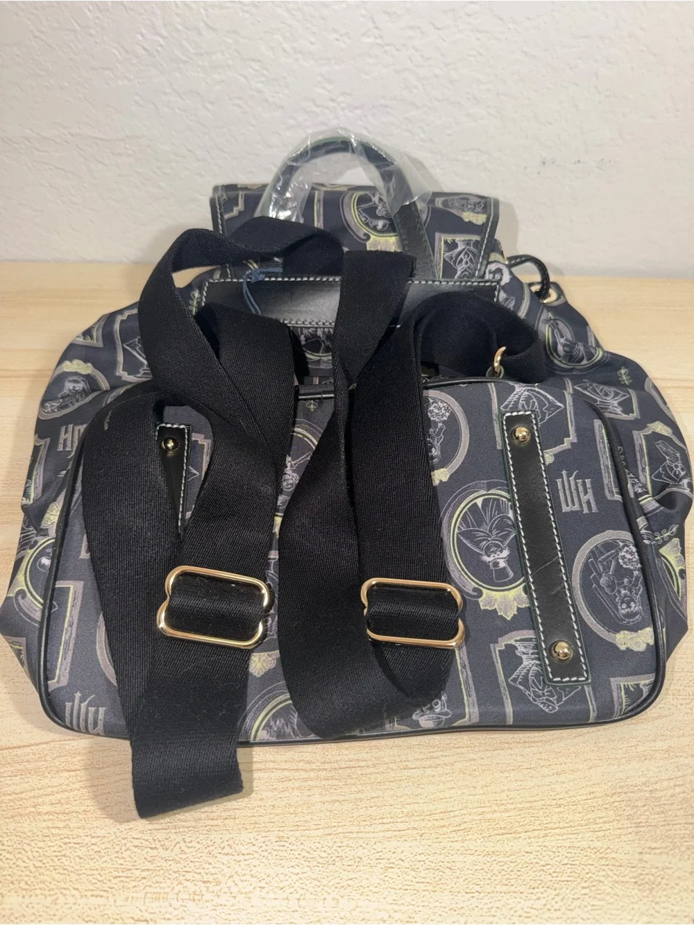 NWT Disney Dooney & Bourke Haunted Mansion Portraits Drawstring Nylon Backpack